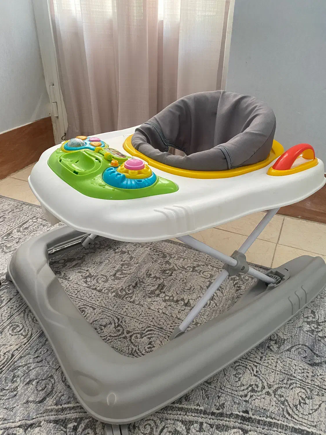 روروئک مکس دلیجان|کالسکه و لوازم جانبی|قم, انسجام|دیوار