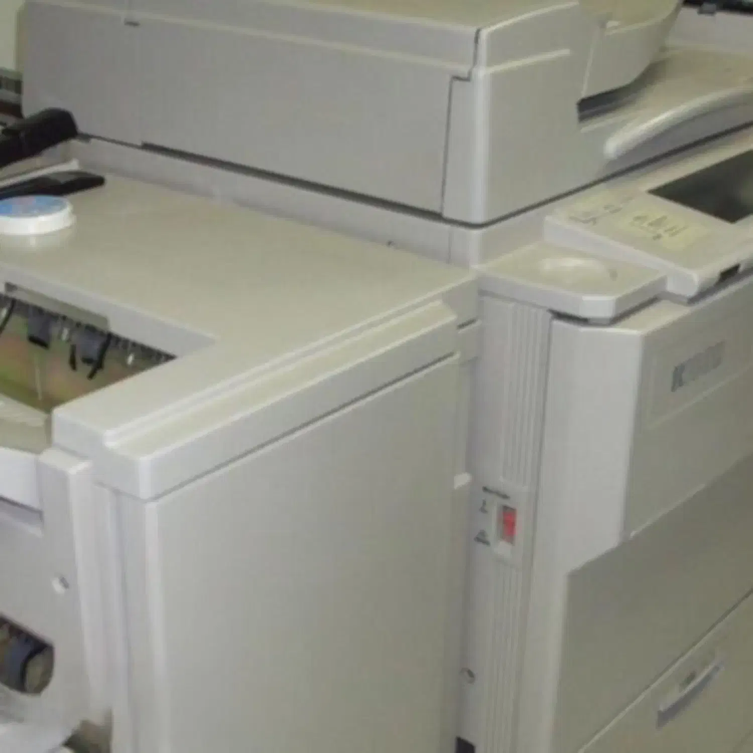 فروش دستگاه کپی صنعتی آفیشیو‌ ۷۰۰ کاملا سالم|پرینتر، اسکنر، کپی، فکس|سمنان, |دیوار