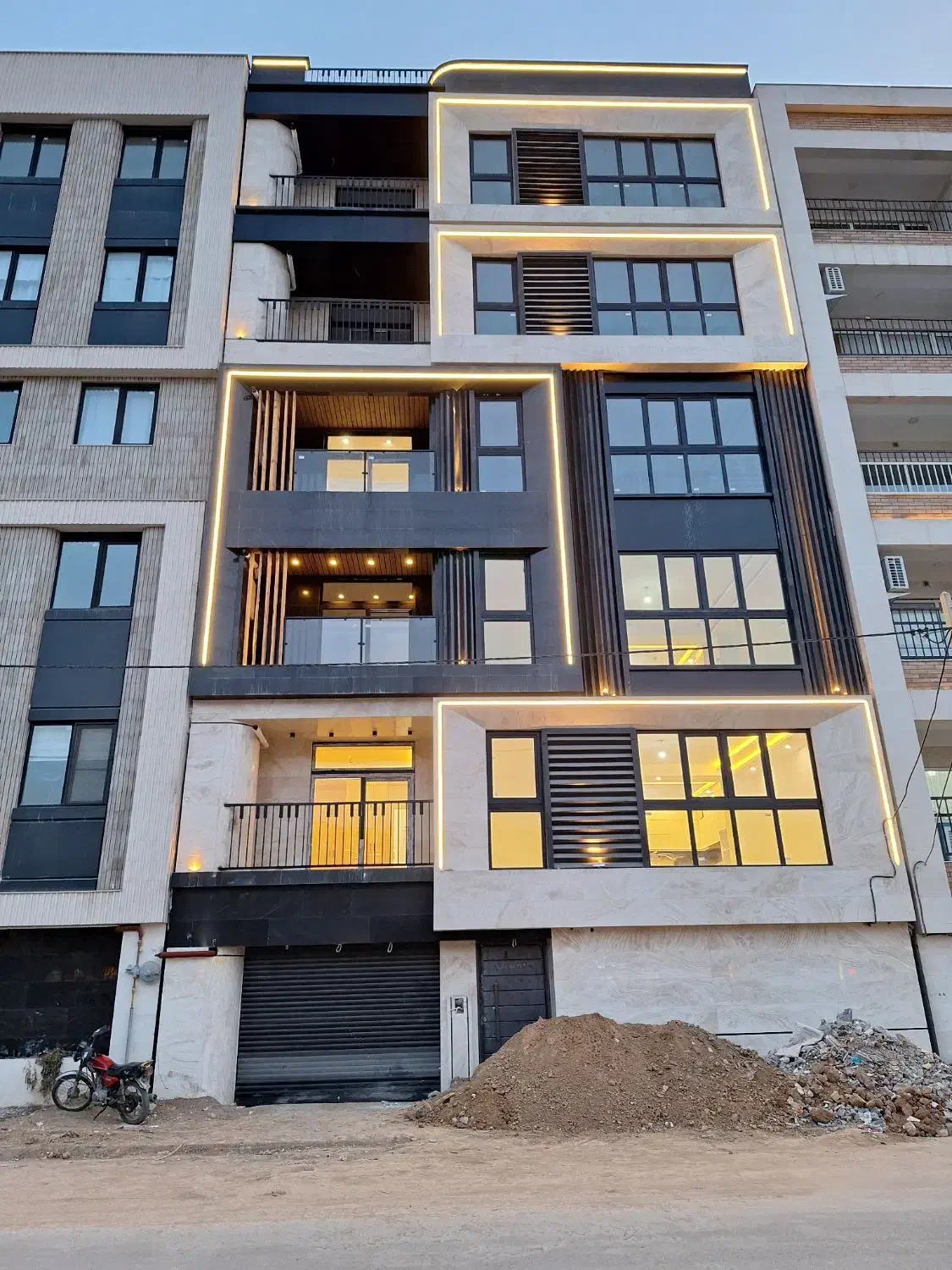 برق کار ساختمان|خدمات پیشه و مهارت|بجنورد, |دیوار