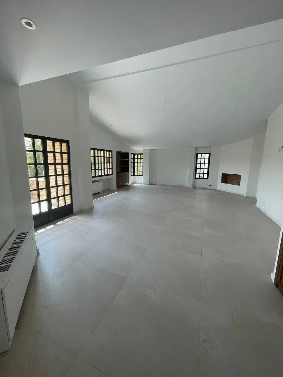 اجاره ۲۸۵ متر ویلایی ۳ خوابه / مناسب خانواده