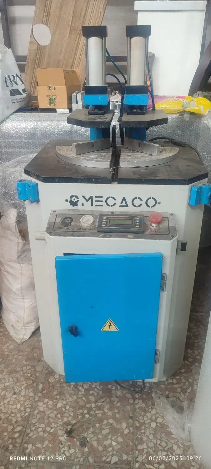 نصب و تعمیرات درب و پنجره دوجداره و....|مصالح و تجهیزات ساختمان|کرمان, |دیوار