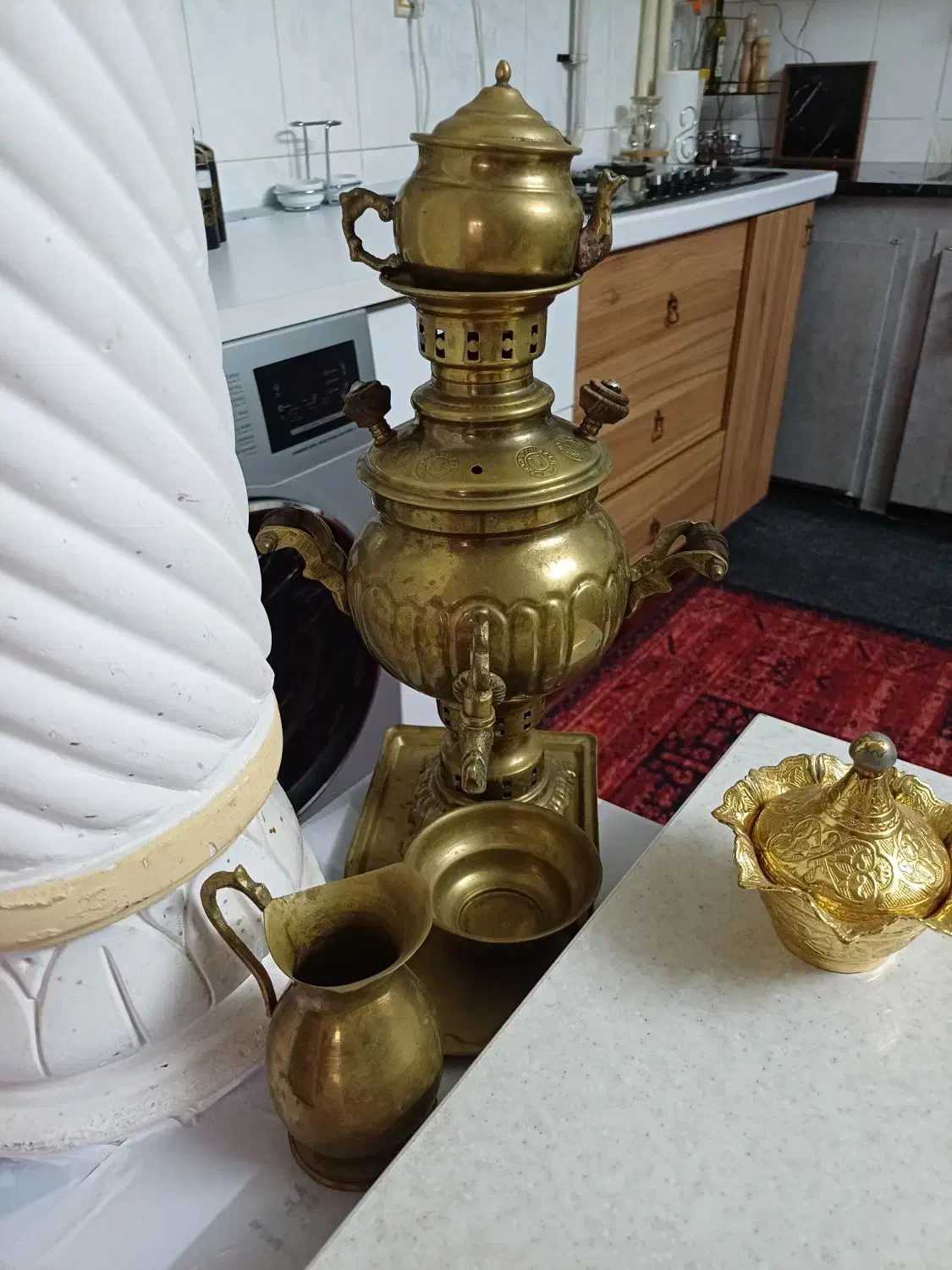 سماور برنجی|کلکسیون اشیاء عتیقه|کردکوی, |دیوار