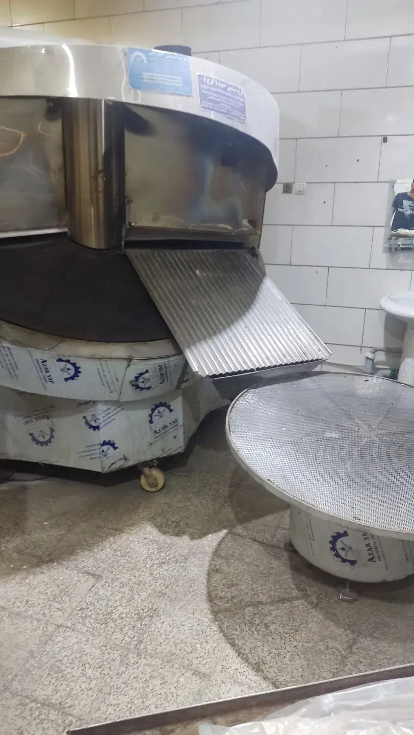 نانوایی با تمام تجهیزات با سهمیه دولتی فروشی|فروش مغازه و غرفه|شهرکرد, |دیوار