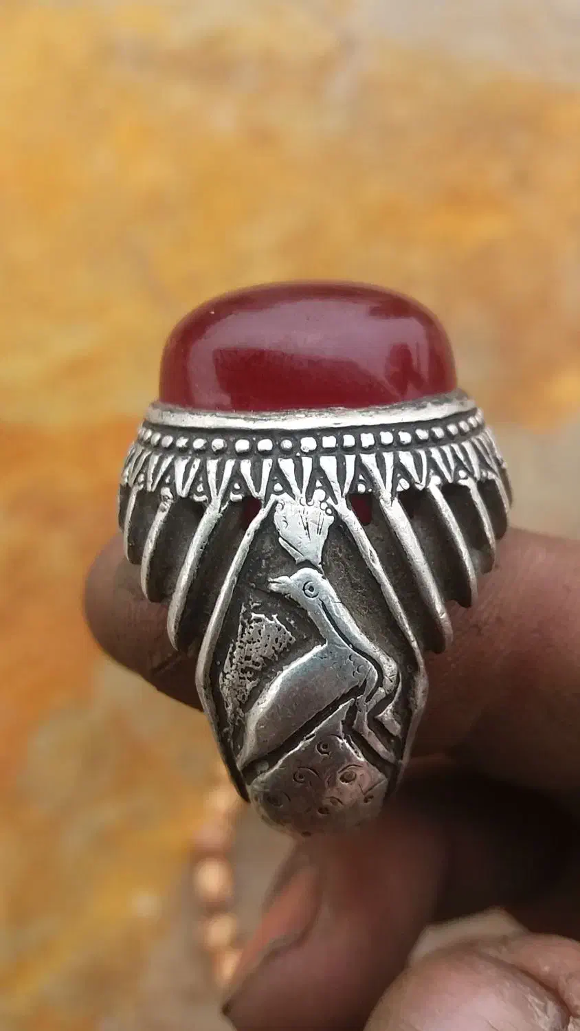 انگشتر نقره عقیق یمنی کلکسیونی|کلکسیون اشیاء عتیقه|مشهد, فدک|دیوار