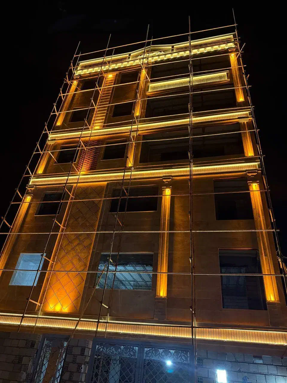 پیش فروش واحد۱۹۰متری شهرک دانش|پیش‌فروش املاک|هشتگرد, شهرک کوثر|دیوار