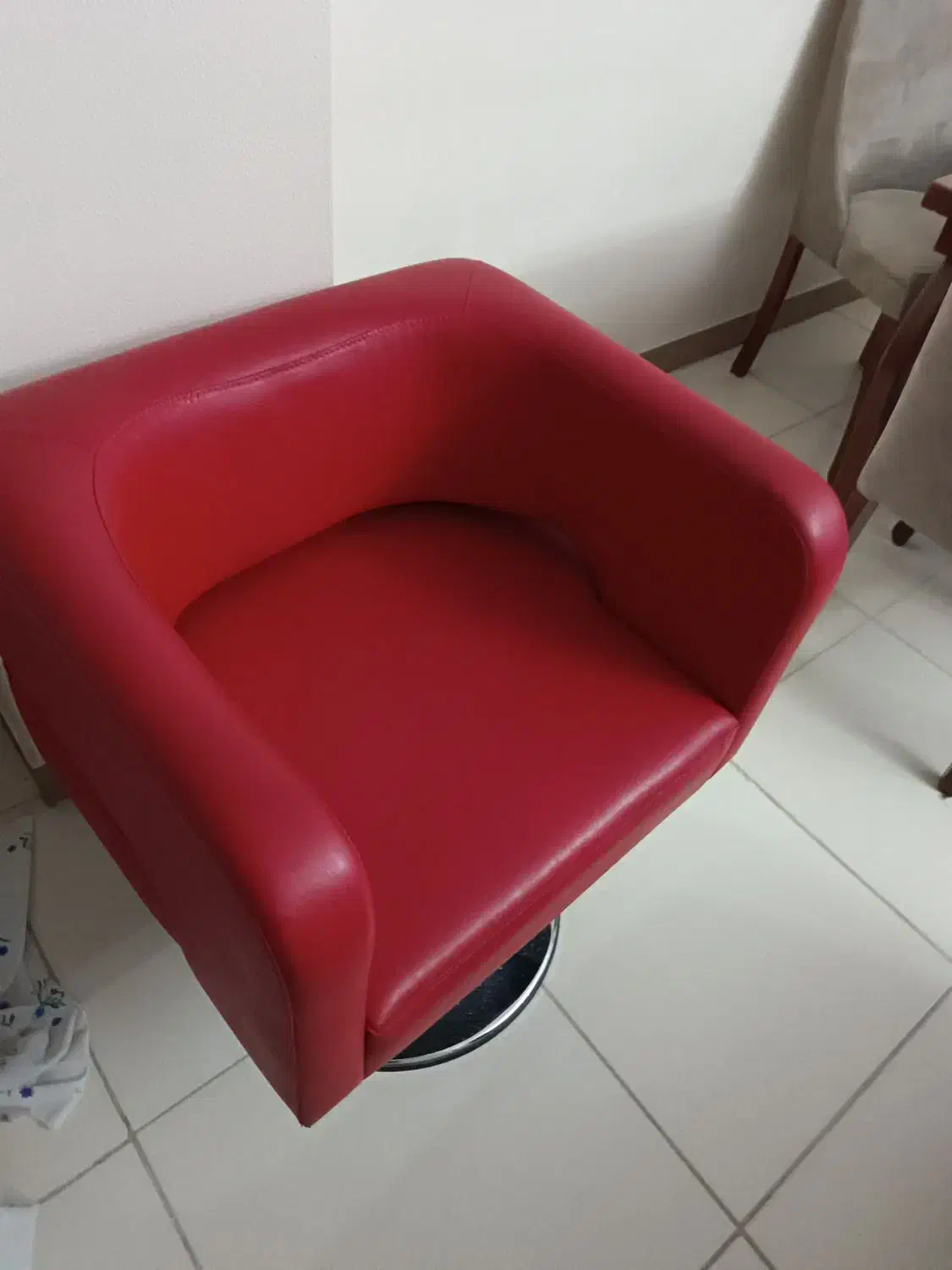 صندلی چرم گردان جک دار  رنگ  قرمز|مبلمان اداری|فردیس, خیام غربی|دیوار