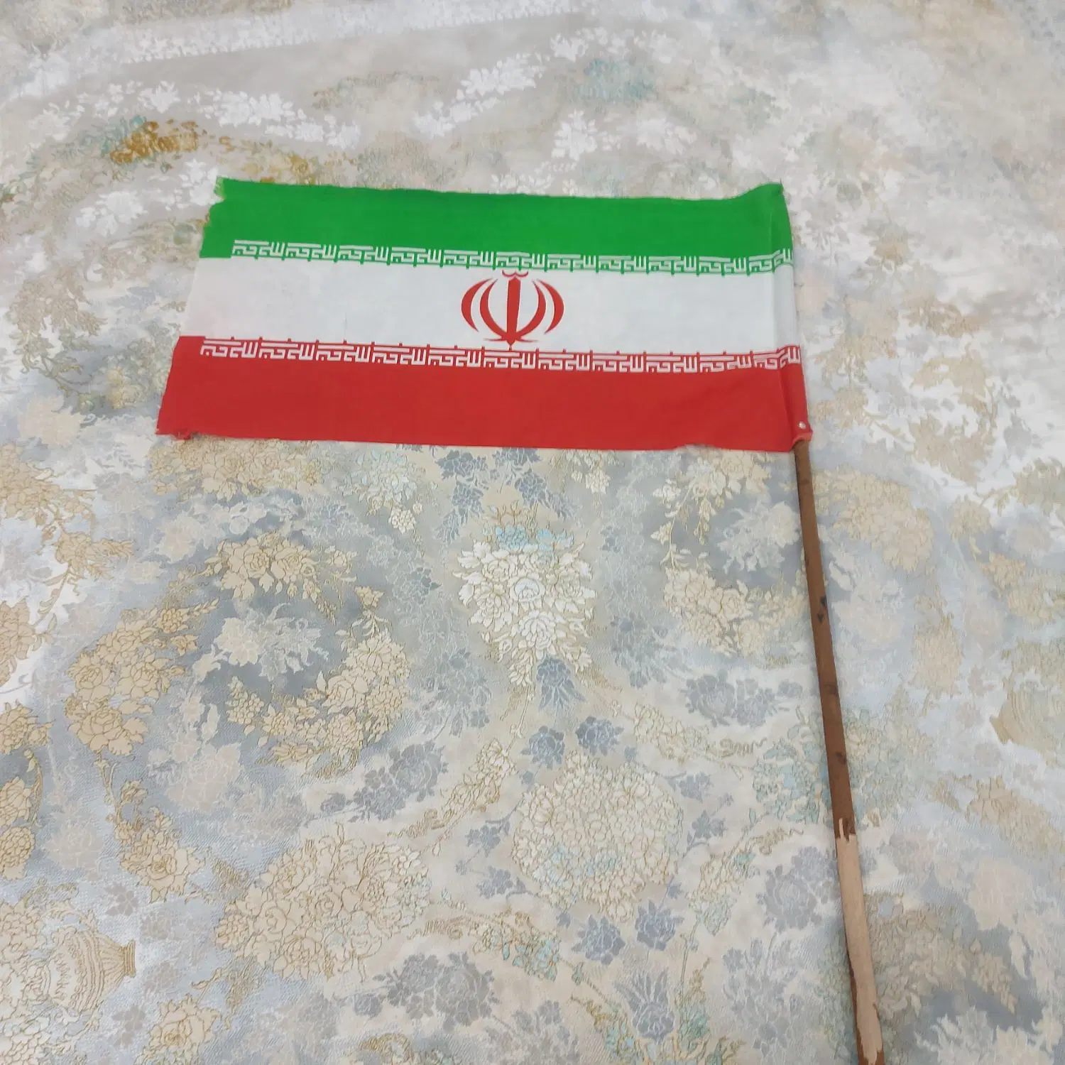 پرچم ایران|لوازم التحریر|قم, بنیاد|دیوار