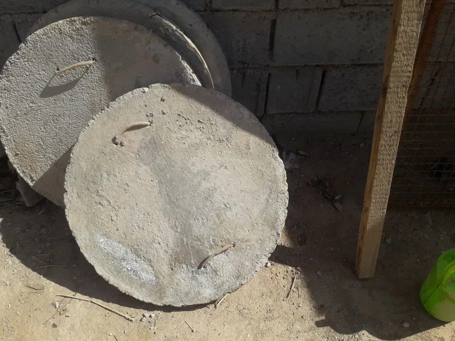 دریچه چاه و شیر|مصالح و تجهیزات ساختمان|خواف, |دیوار