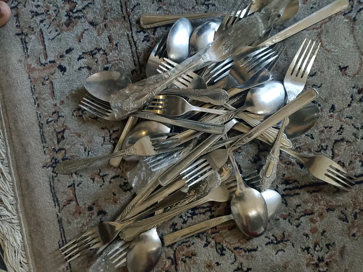 ۲۰ تا قاشق و چنگال|ظروف سرو و پذیرایی|پردیس, فاز ۱|دیوار