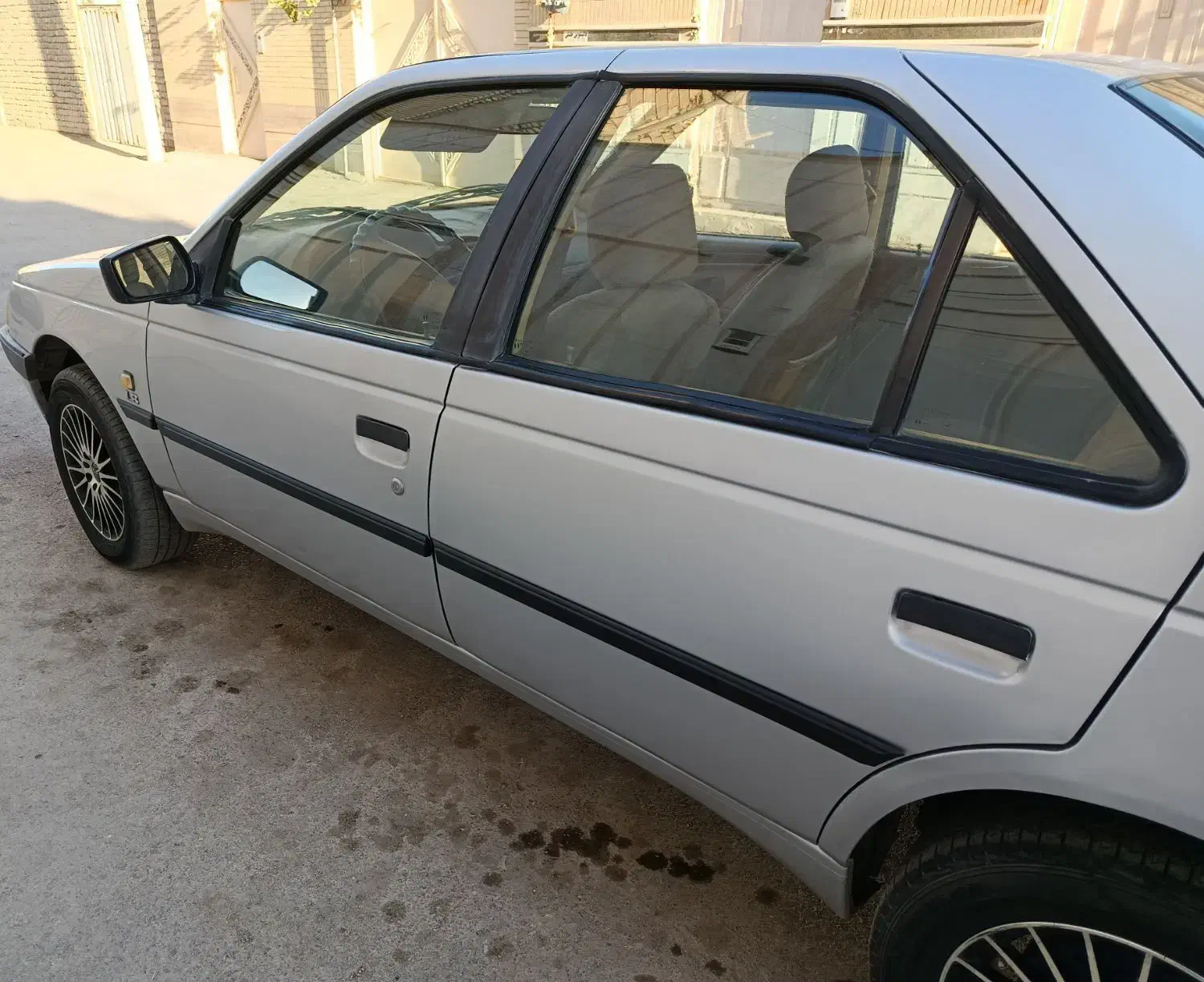 پژو ۴۰۵|خودرو سواری و وانت|شاهینشهر, گزبرخوار|دیوار