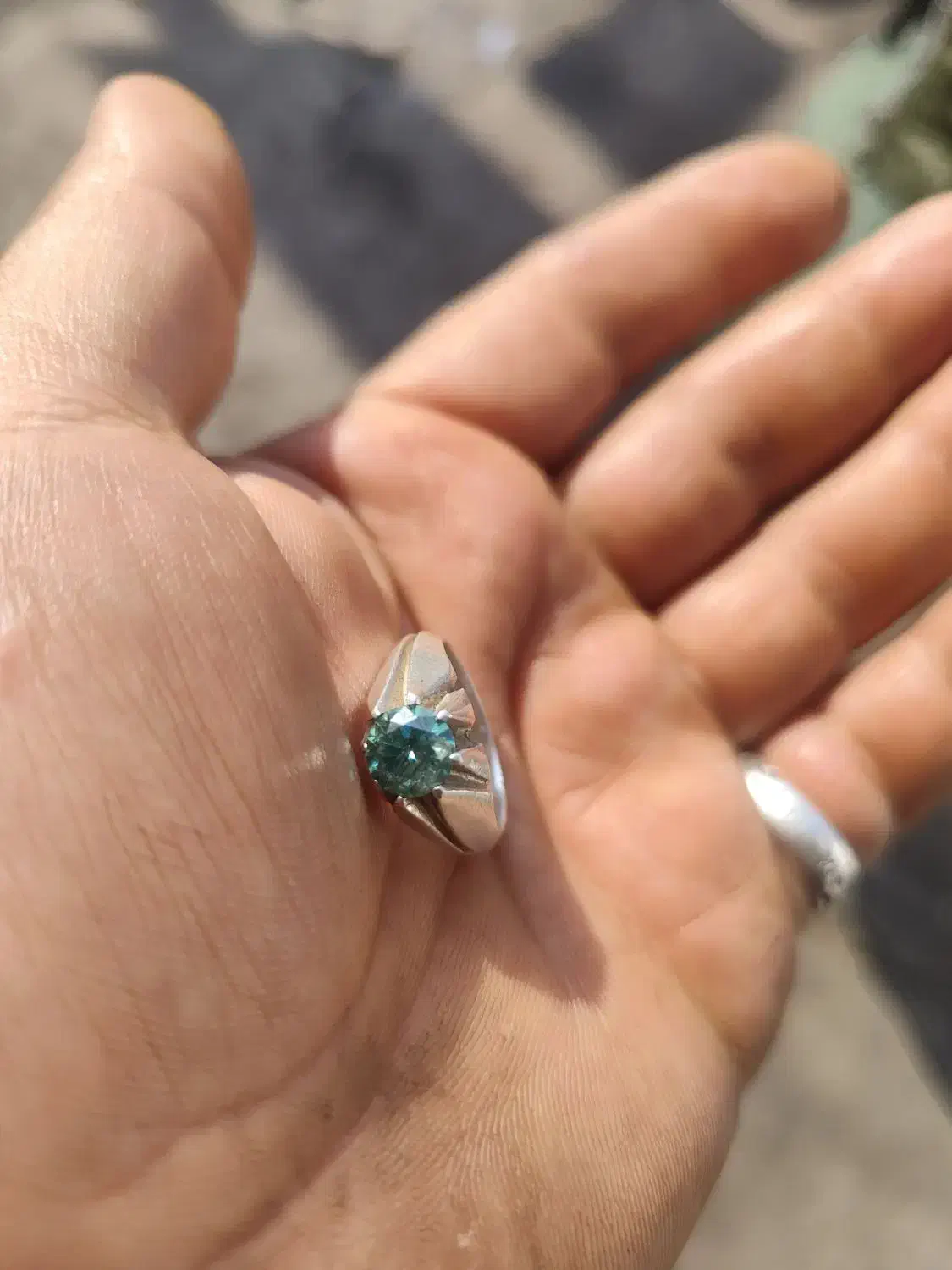 موزنایت سبز|جواهرات|کرمانشاه, |دیوار