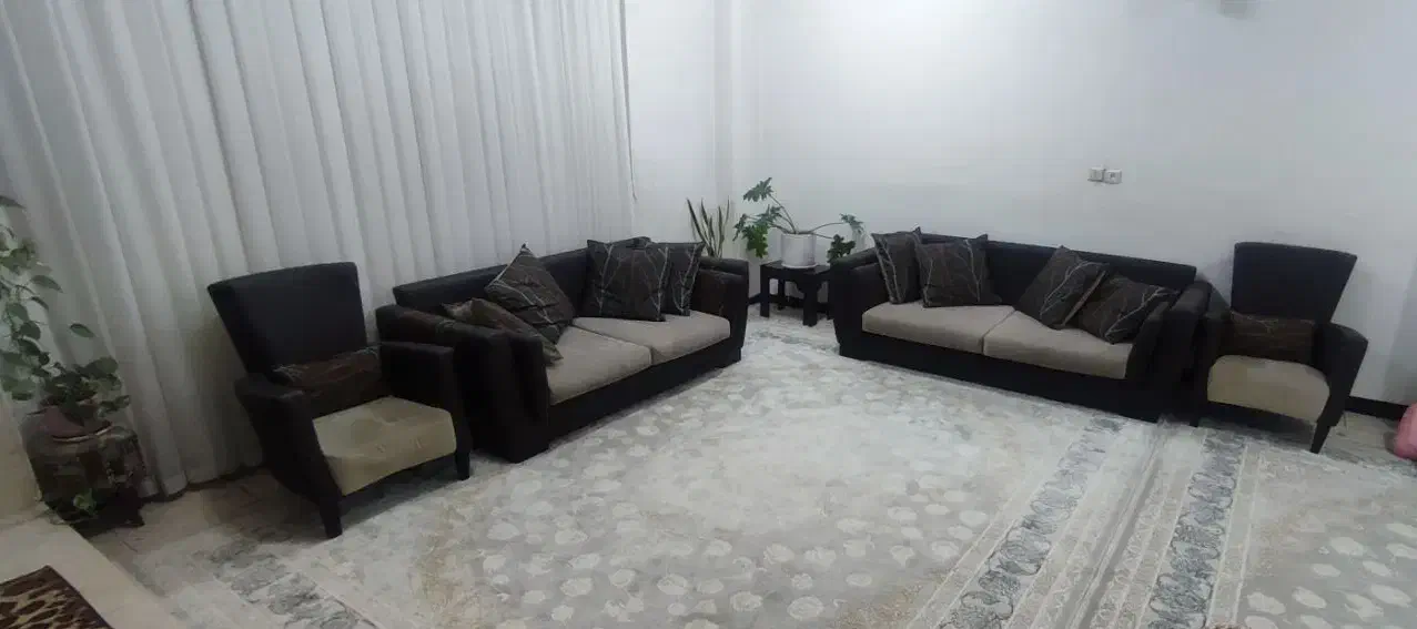 مبل هفت نفره تمیز|مبلمان خانگی و میز عسلی|ایلام, |دیوار