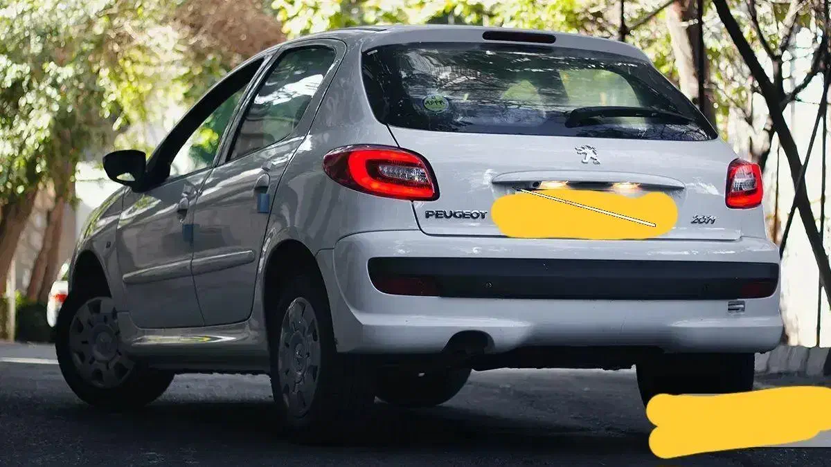 ۲۰۷سقف شیشه تیو فایو پلاس|خودرو سواری و وانت|کلاردشت, |دیوار