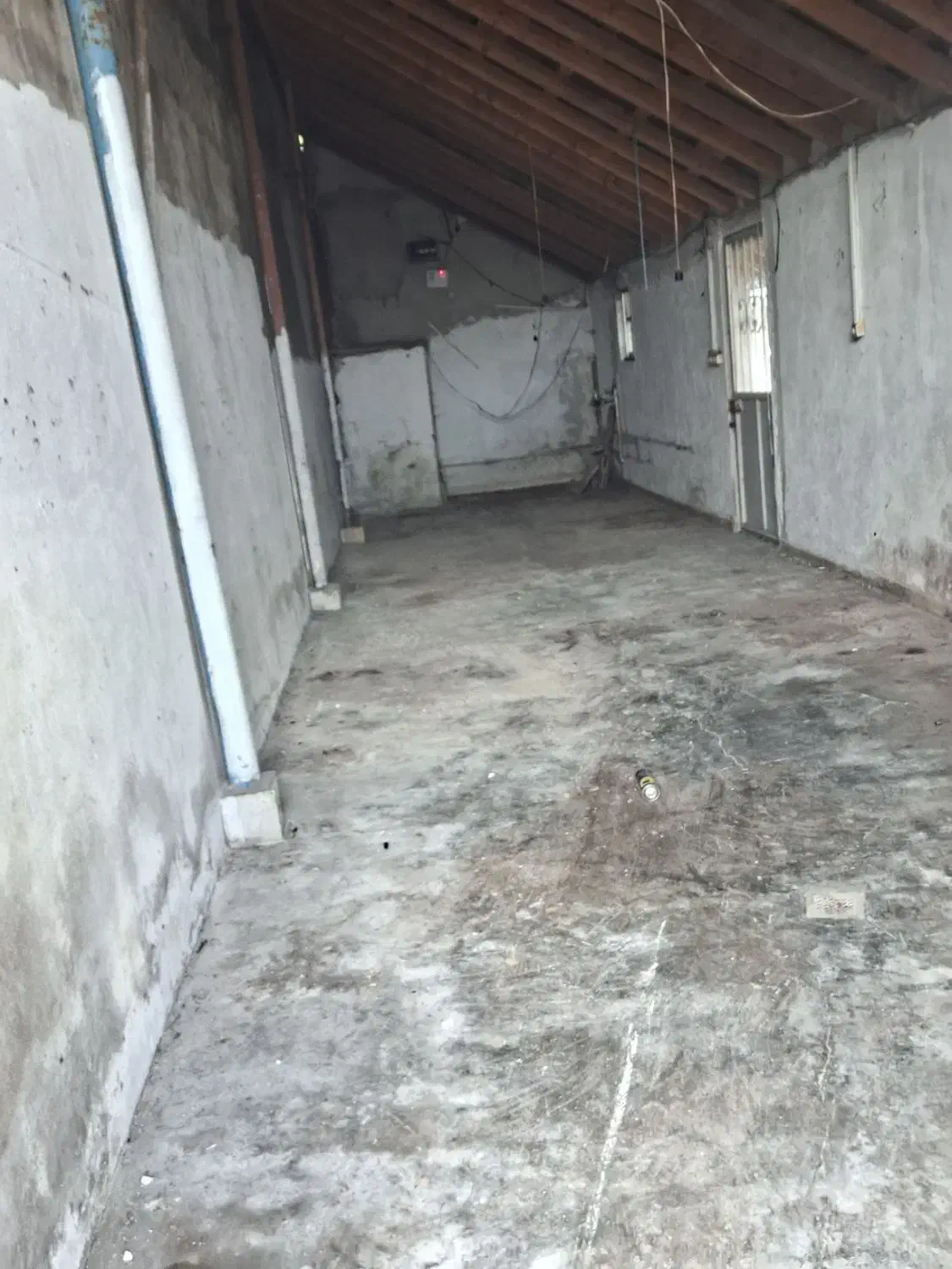 انبار(سوله)|اجارهٔ مغازه و غرفه|رشت, احمد گوراب|دیوار