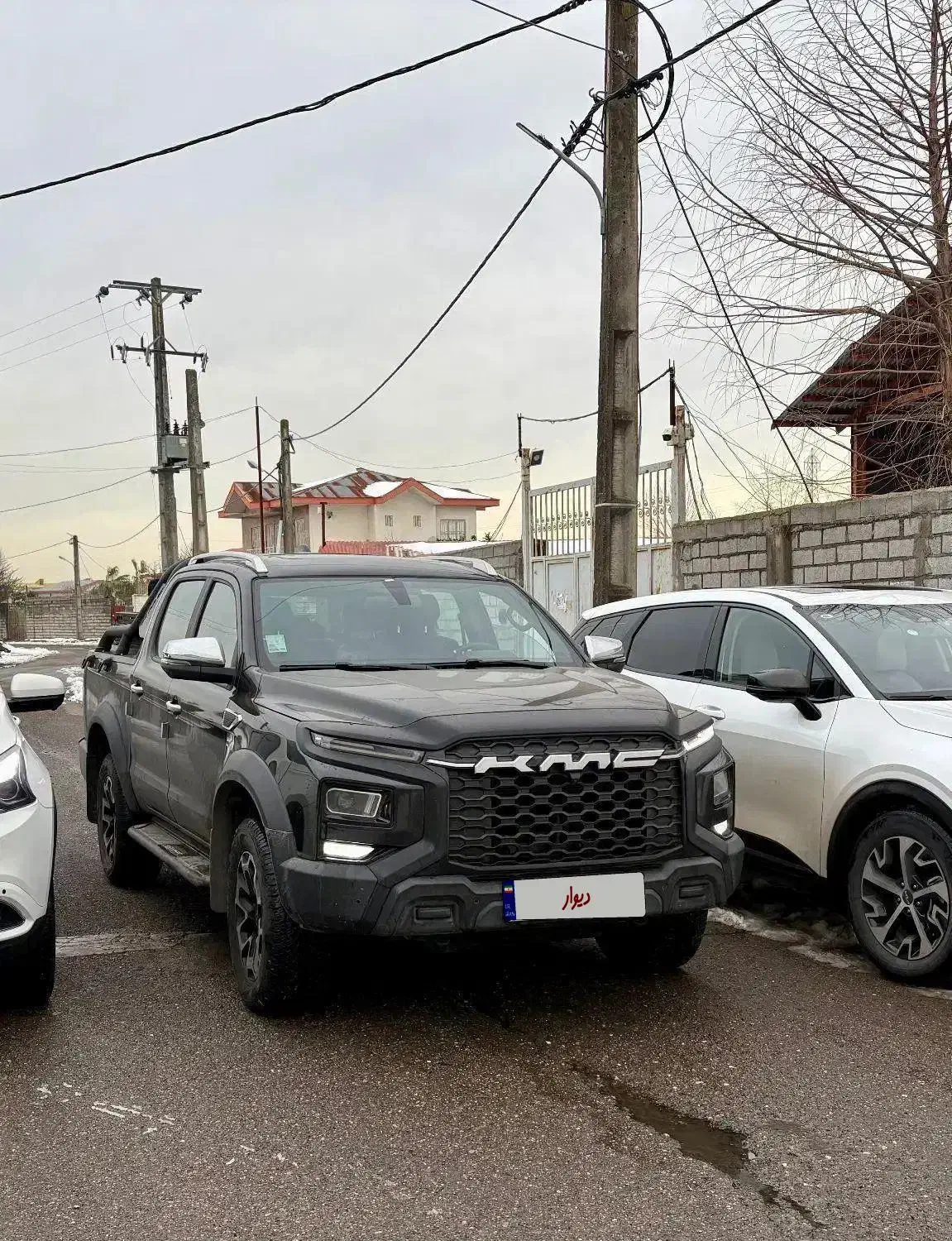 کی ام سی تی ۹ مشکی کم کار در حد|خودرو سواری و وانت|رشت, باهنر|دیوار