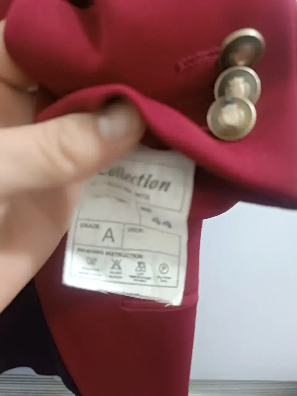 کت تک|لباس|تهران, استخر|دیوار