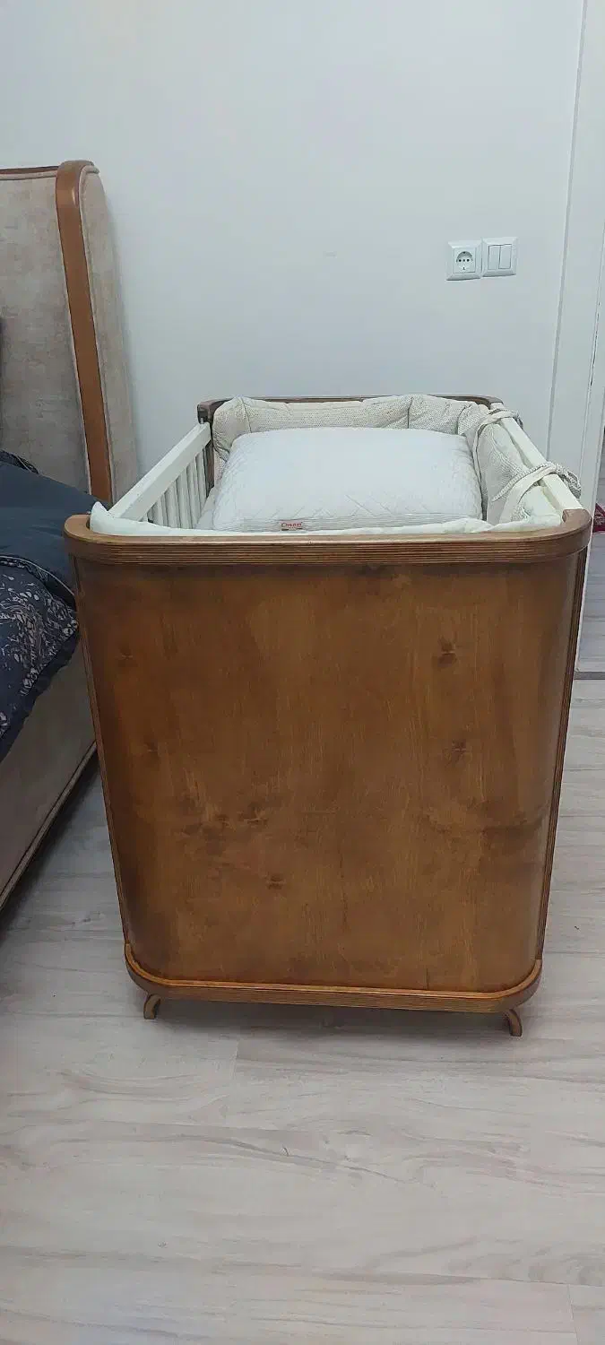 تخت کودک|تخت و صندلی بچه|تبریز, |دیوار