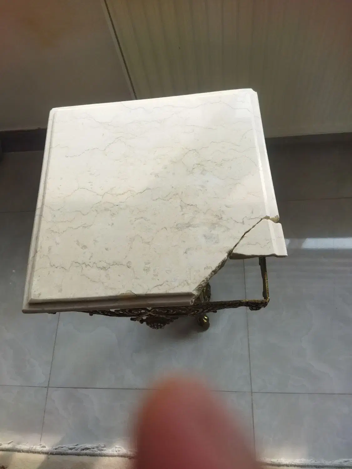 میز کنار سالنی برنز|صنایع دستی و سایر لوازم تزئینی|کرمانشاه, |دیوار