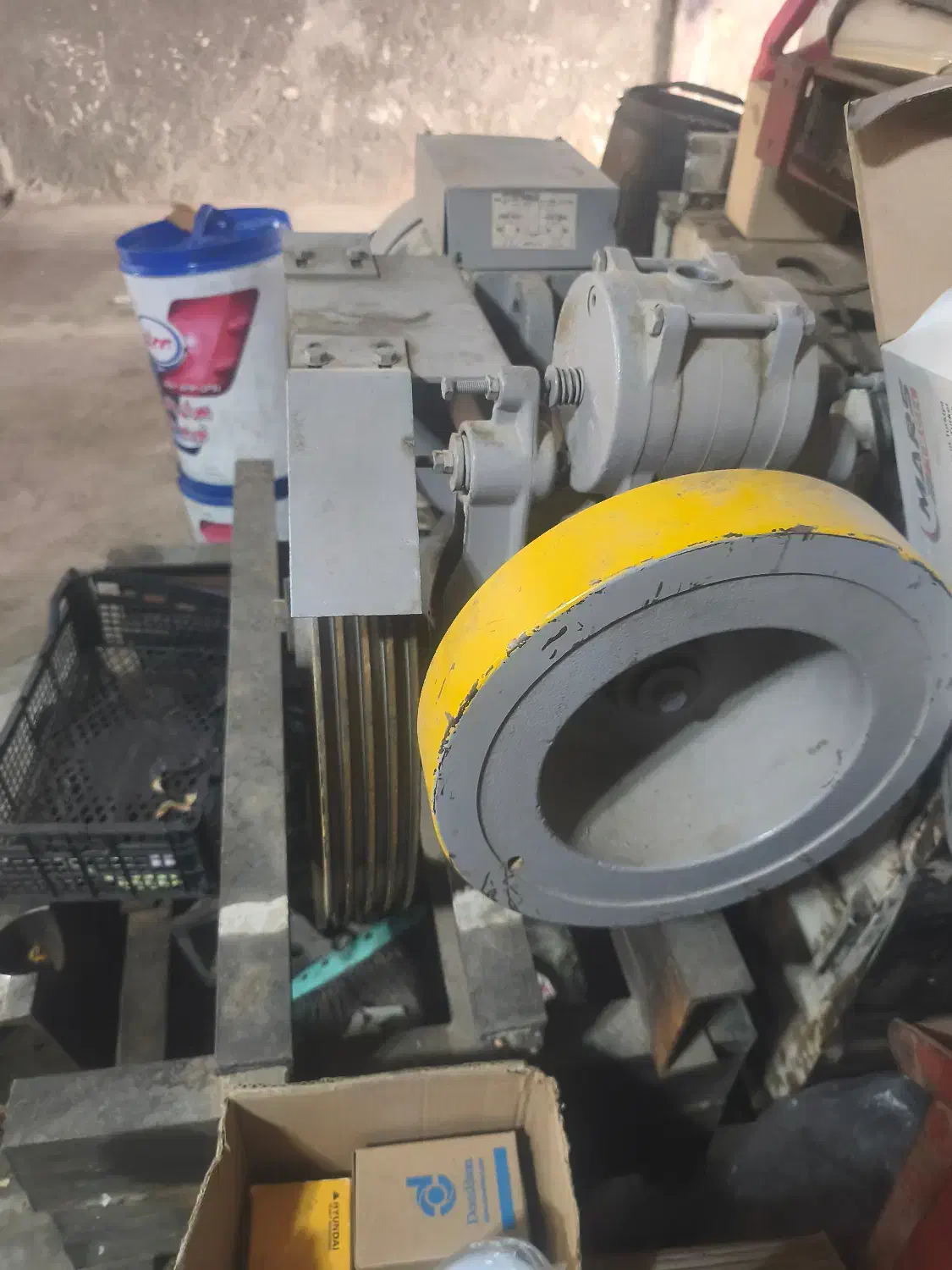 آسانسور موتور و متعلقات کامل آسانسور دست دوم|مصالح و تجهیزات ساختمان|شهریار, شهرک بهاران (ویره)|دیوار