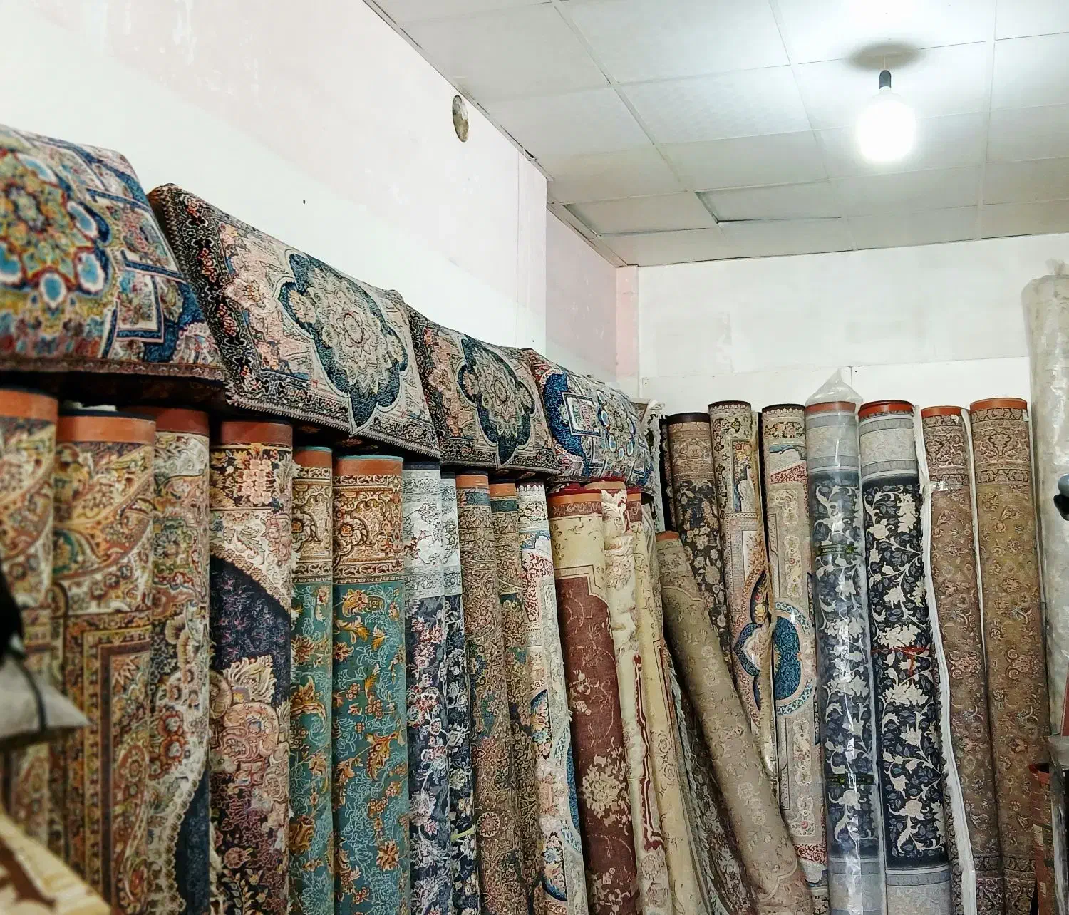 خریدار انواع فرش ماشینی|فرش|اراک, |دیوار