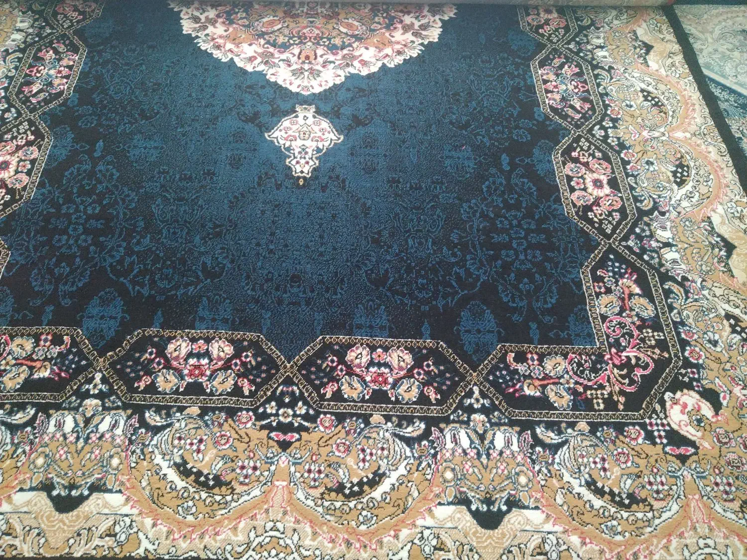 فرش 9متری پارمیس|فرش|کرمانشاه, |دیوار