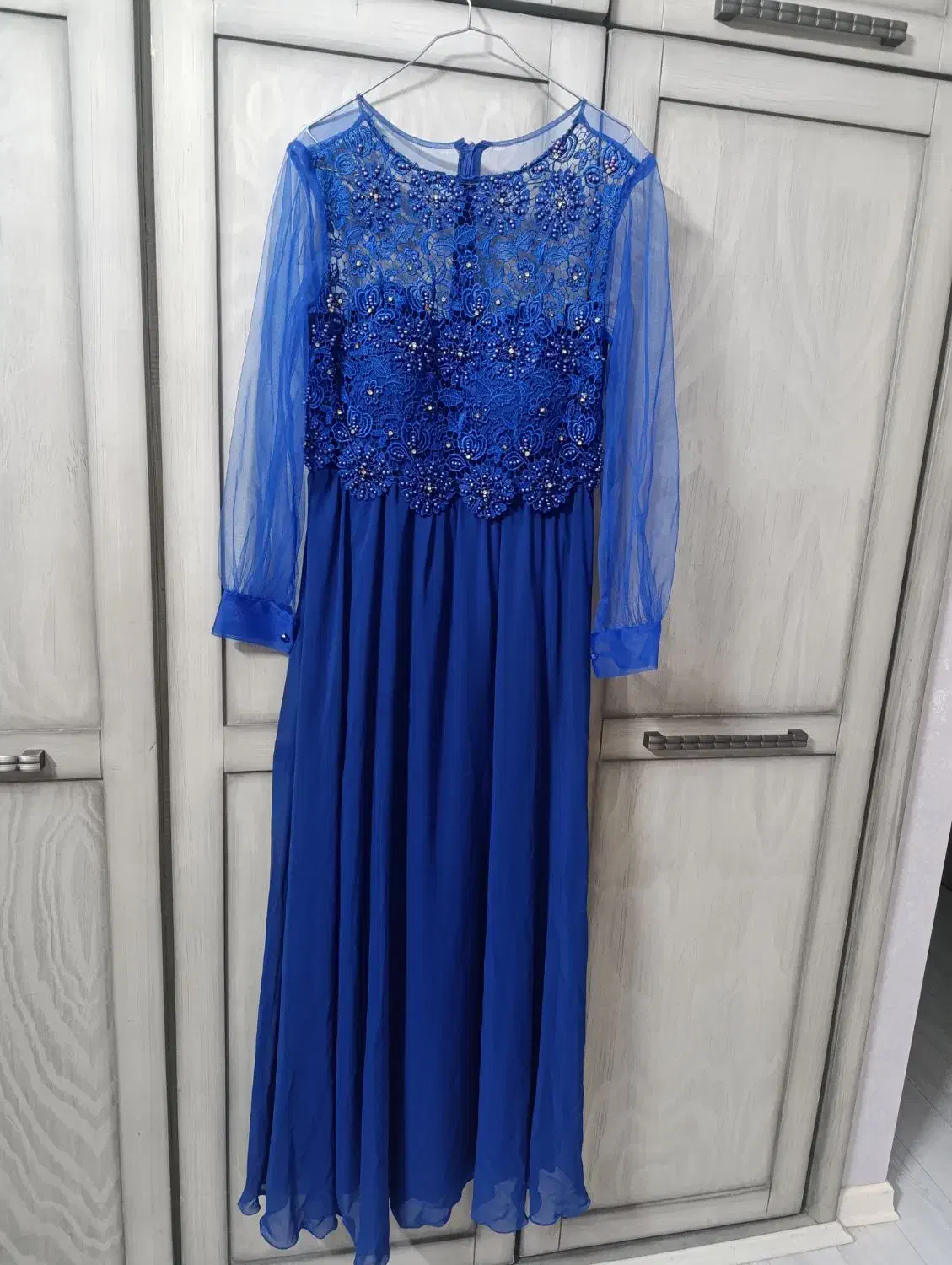 لباس مجلسی|لباس|لاهیجان, کوه بیجار|دیوار