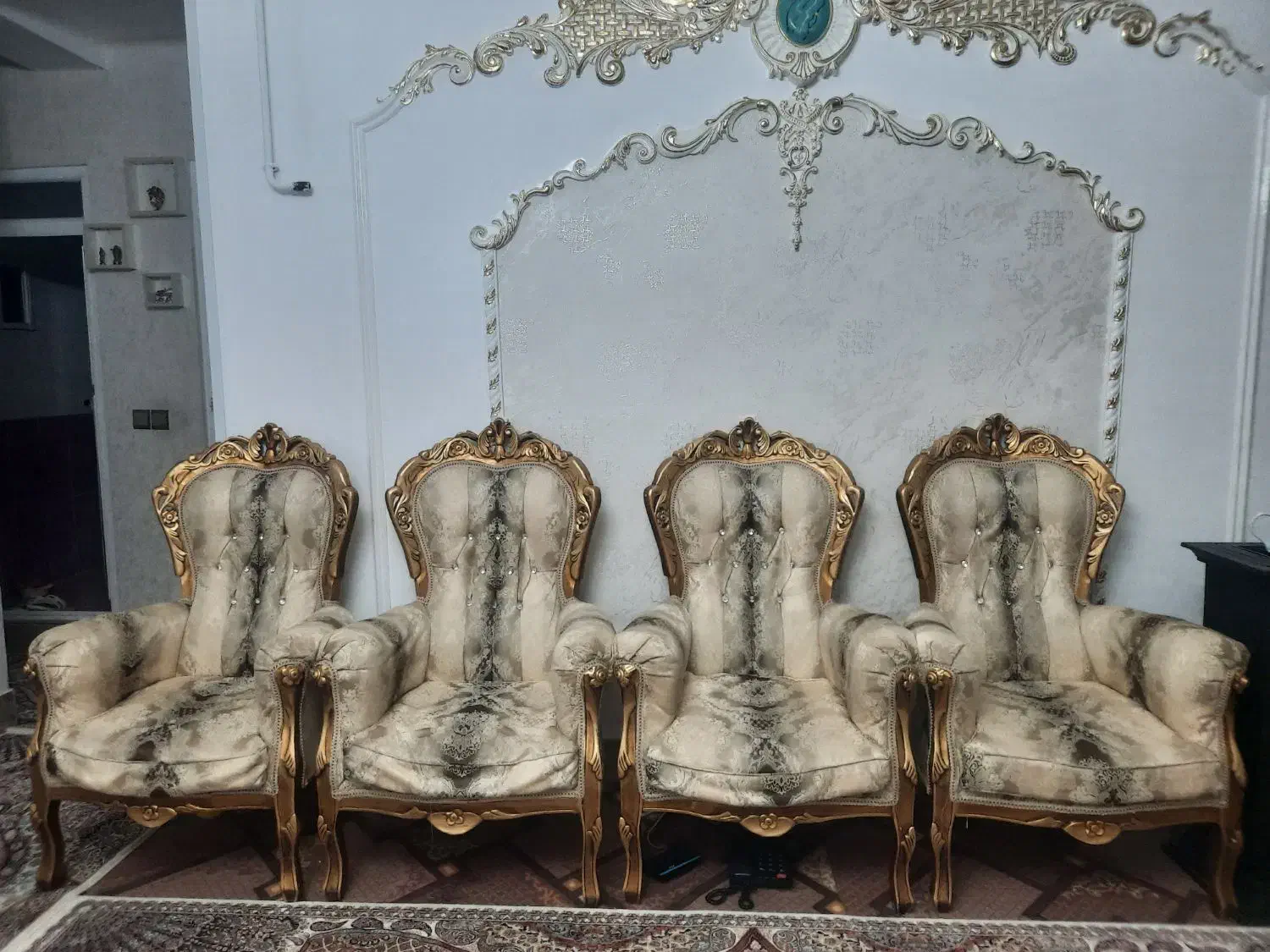 مبل سلطنتی ۹نفره|مبلمان خانگی و میز عسلی|مراغه, |دیوار