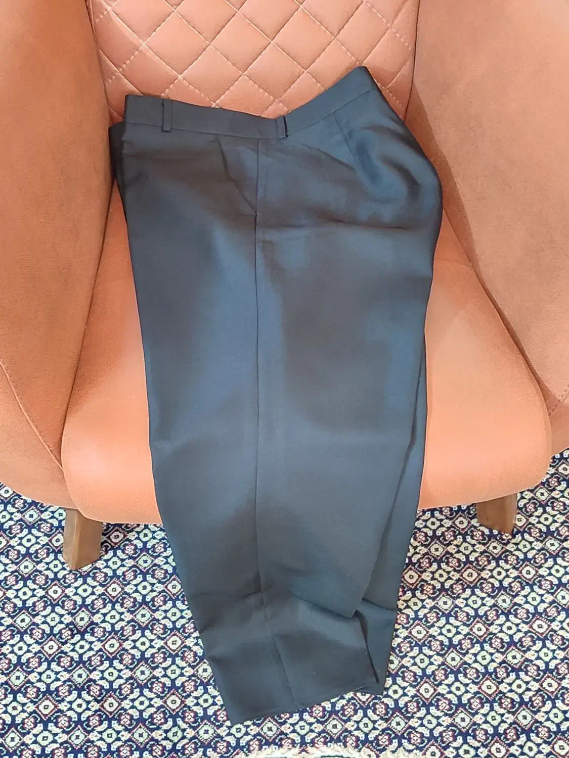 لباس نگهبانی پلیس یار|لباس|گلبهار, شهر جدید گلبهار|دیوار