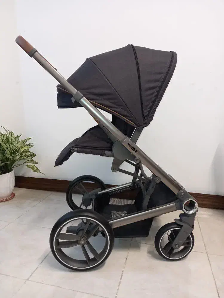 کالسکه نوزاد ولتک آلمانی|کالسکه و لوازم جانبی|همدان, |دیوار