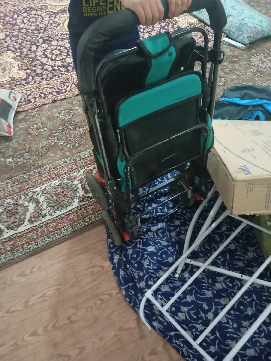 کالسکه و کریره و گهواره وروروهک|کالسکه و لوازم جانبی|کدکن, |دیوار