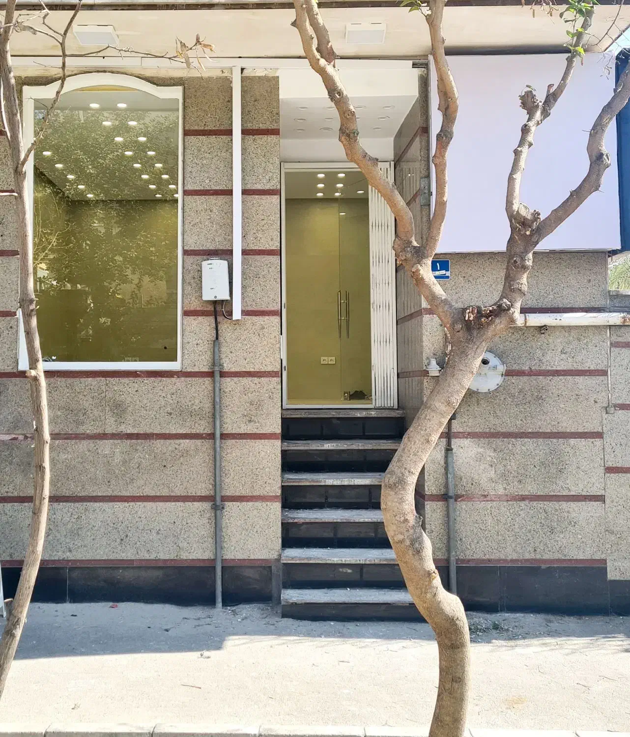 مغازه 25 متری با ملکیت و سرقفلی زیر قیمت منطقه|فروش مغازه و غرفه|تهران, دردشت|دیوار