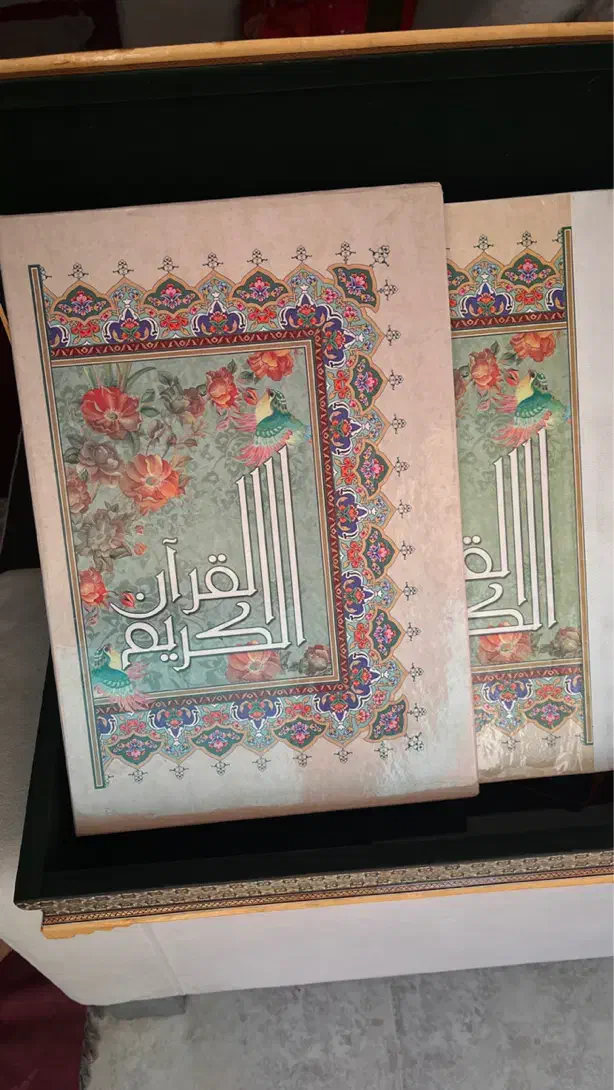 قران با جعبه خاتم کاری|کتاب و مجله مذهبی|اصفهان, بهارستان|دیوار