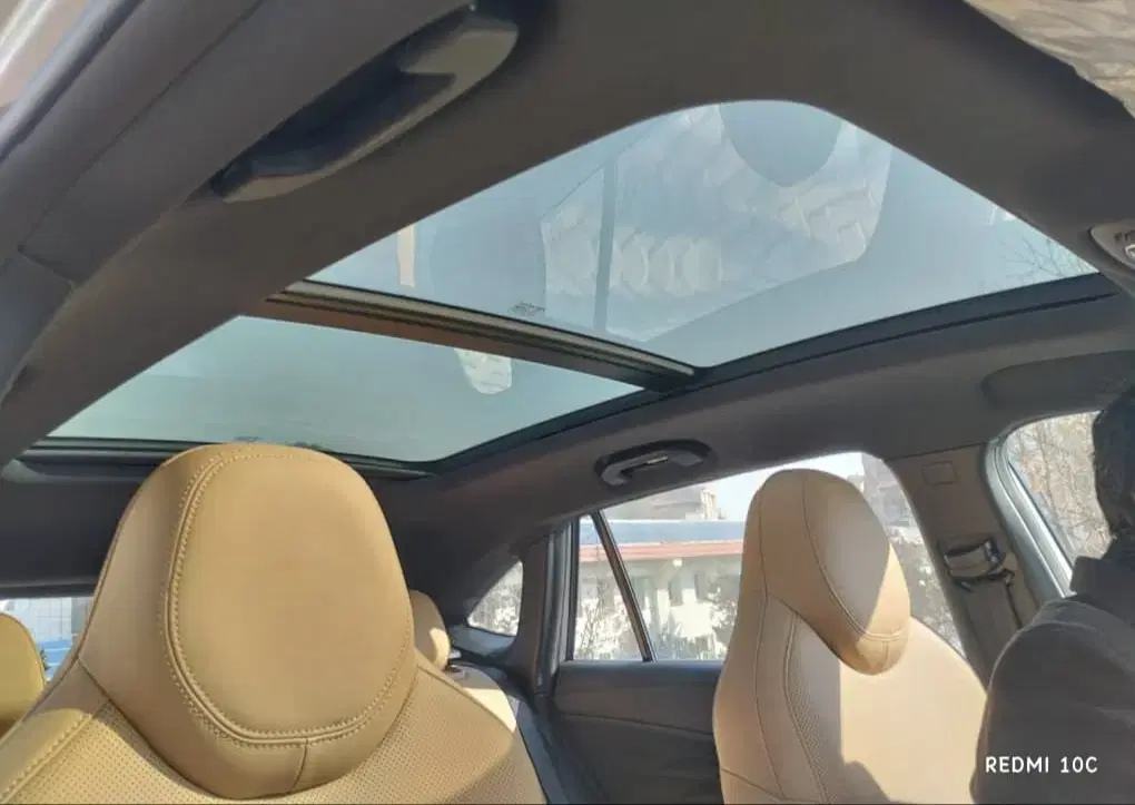 رووی MG ROEWE ERX5|خودرو سواری و وانت|تهران, میرداماد|دیوار