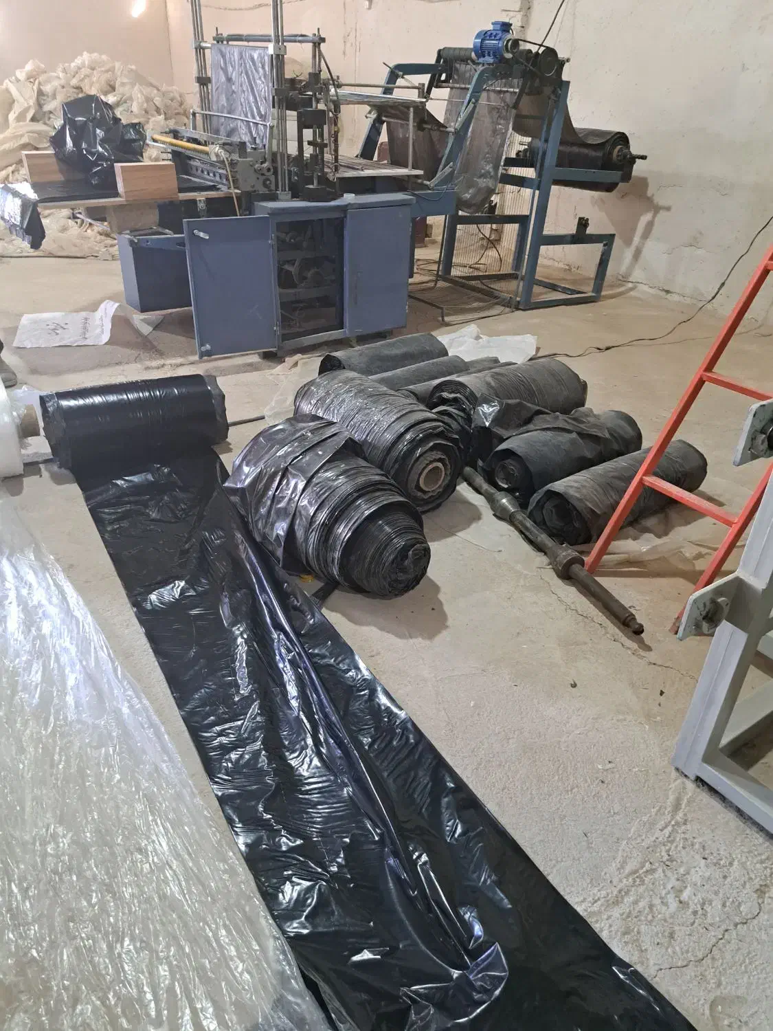 نایلون زباله|ظروف نگهدارنده، پلاستیکی، یک‌بارمصرف|زابل, |دیوار