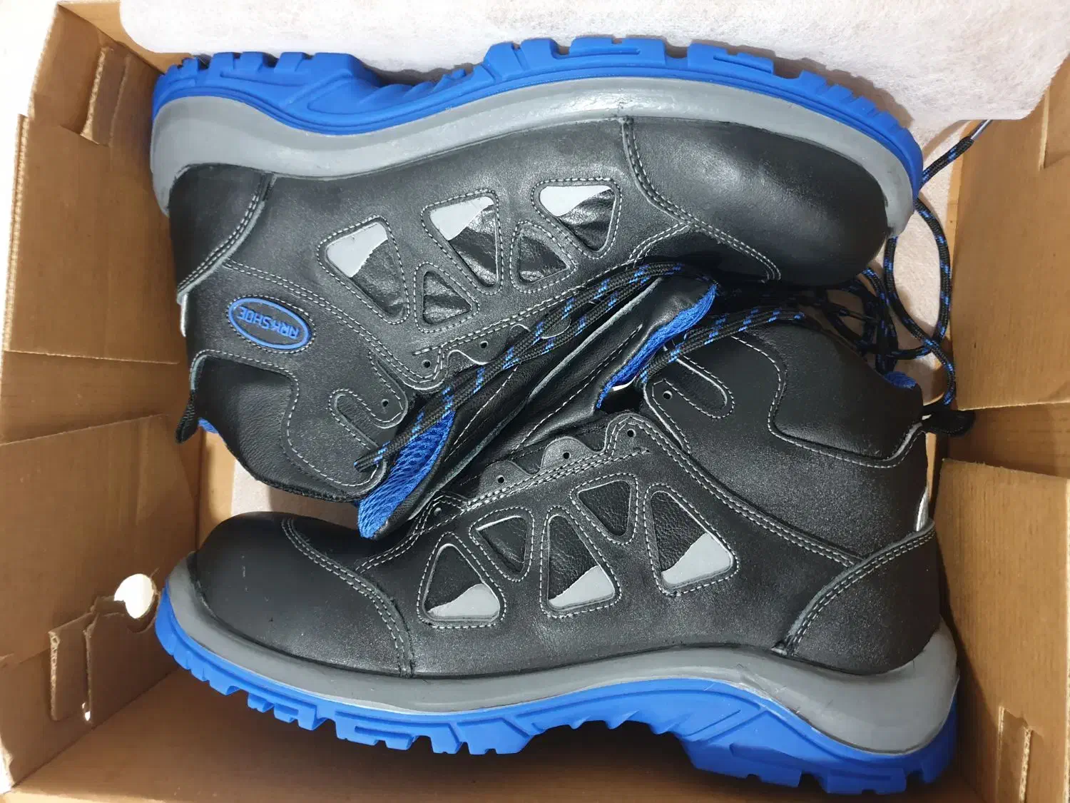 فروش کفش ایمنی سایز 42|کیف، کفش، کمربند|بندر کنگان, |دیوار