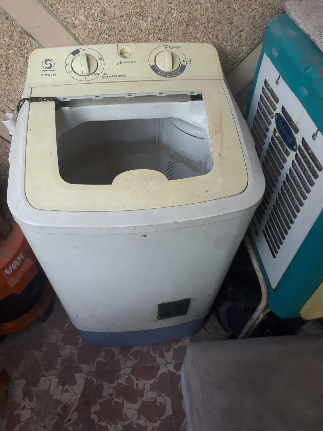 کهنه شور مخزن بزرگ|ماشین لباسشویی و خشک‌کن لباس|تبریز, |دیوار