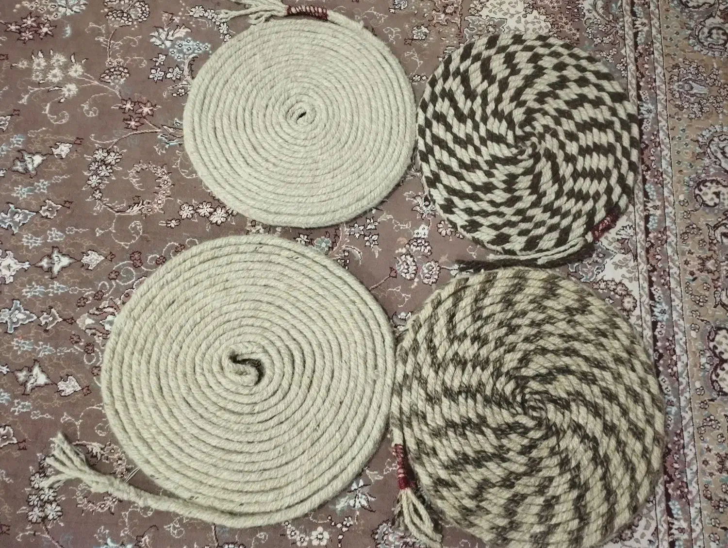 ریسمان پشمی|صنایع دستی و سایر لوازم تزئینی|نورآباد, |دیوار