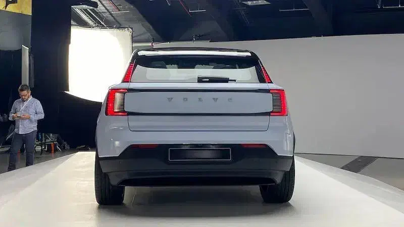 volvo ex30|خودرو سواری و وانت|تهران, حصار بوعلی|دیوار