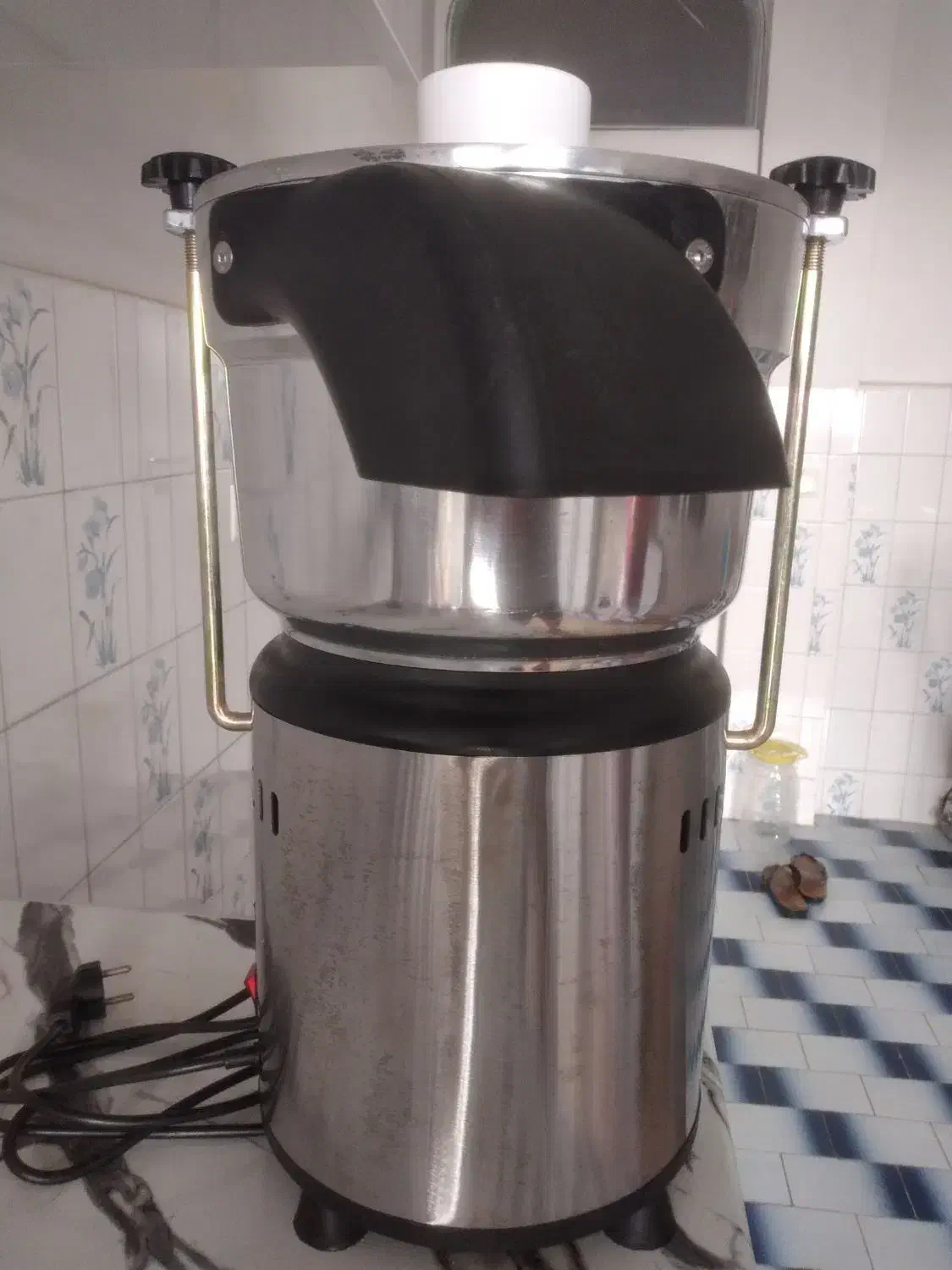 آب میوه گیری صنعتی|آبمیوه‌گیر و آب‌مرکبات‌گیر|ارومیه, |دیوار