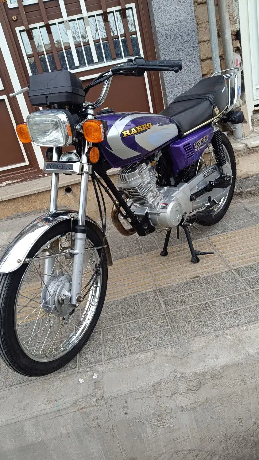 احسان۹۳مدارک کامل پلاک ملی در حد خشک بنام|موتورسیکلت|قم, شهرک امام حسین|دیوار