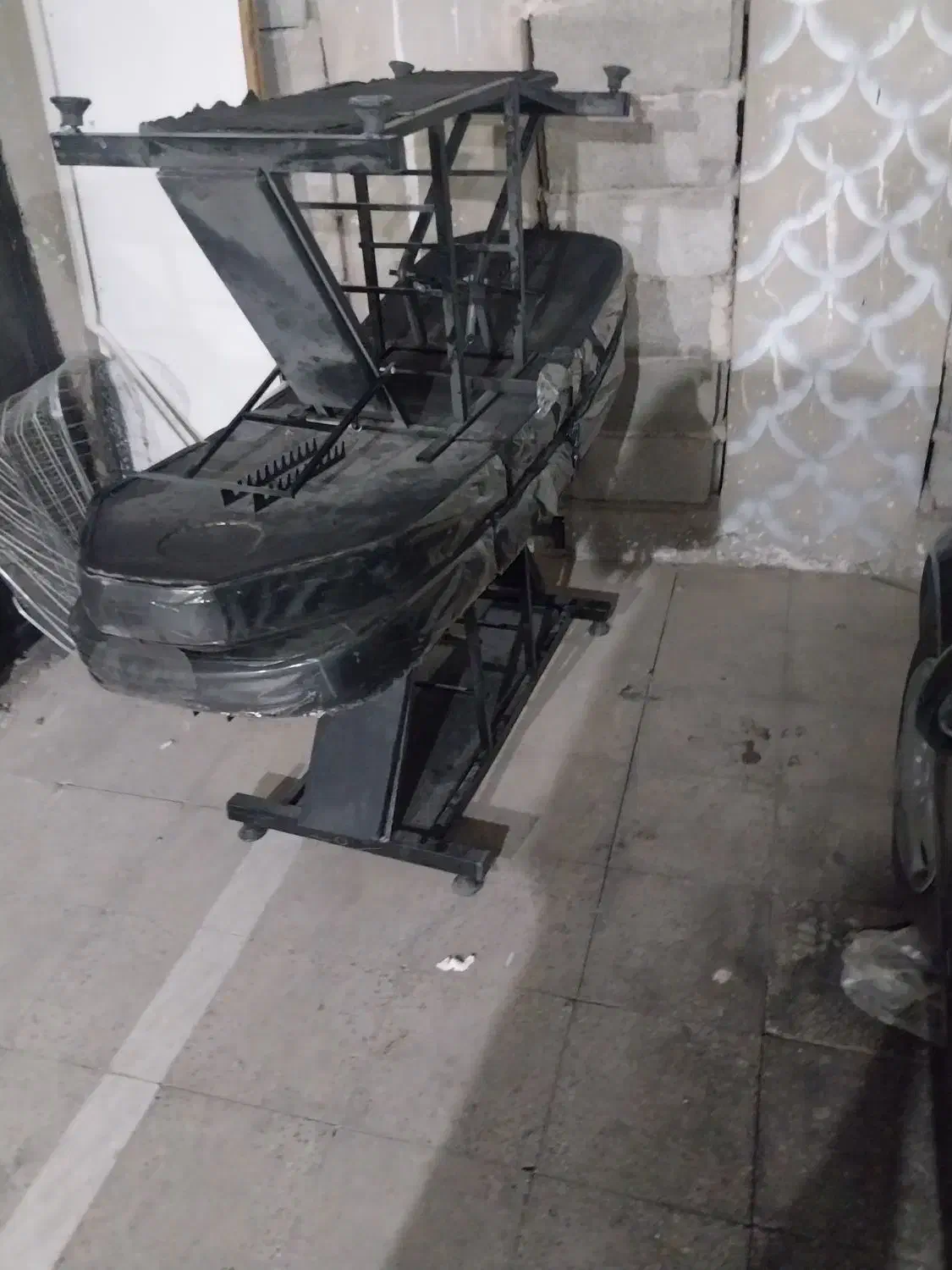 دوعدد تخت تا شو دستی آرایشی و ۳ عدد صندلی|آرایشگاه و سالنهای زیبایی|هشتگرد, فاز ۳ مهستان|دیوار