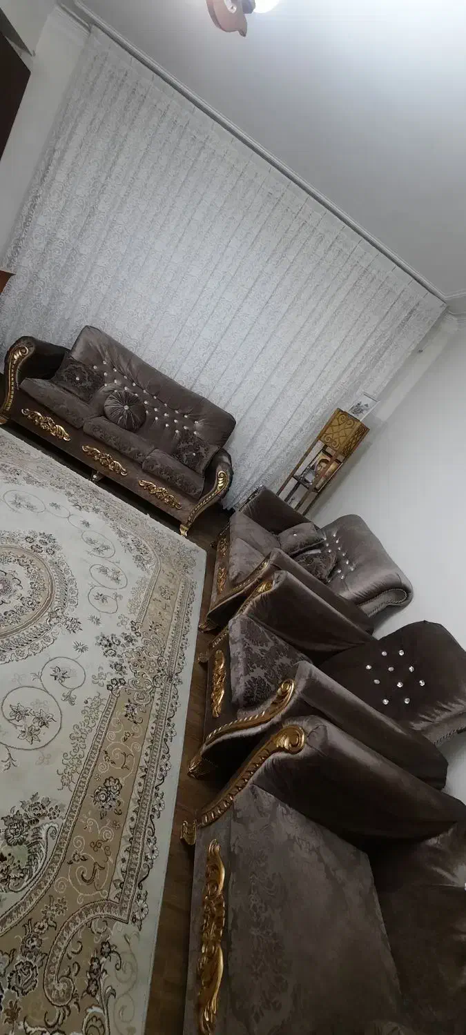 یک دست مبل ۷ نفره|مبلمان خانگی و میز عسلی|کرج, بنیاد|دیوار