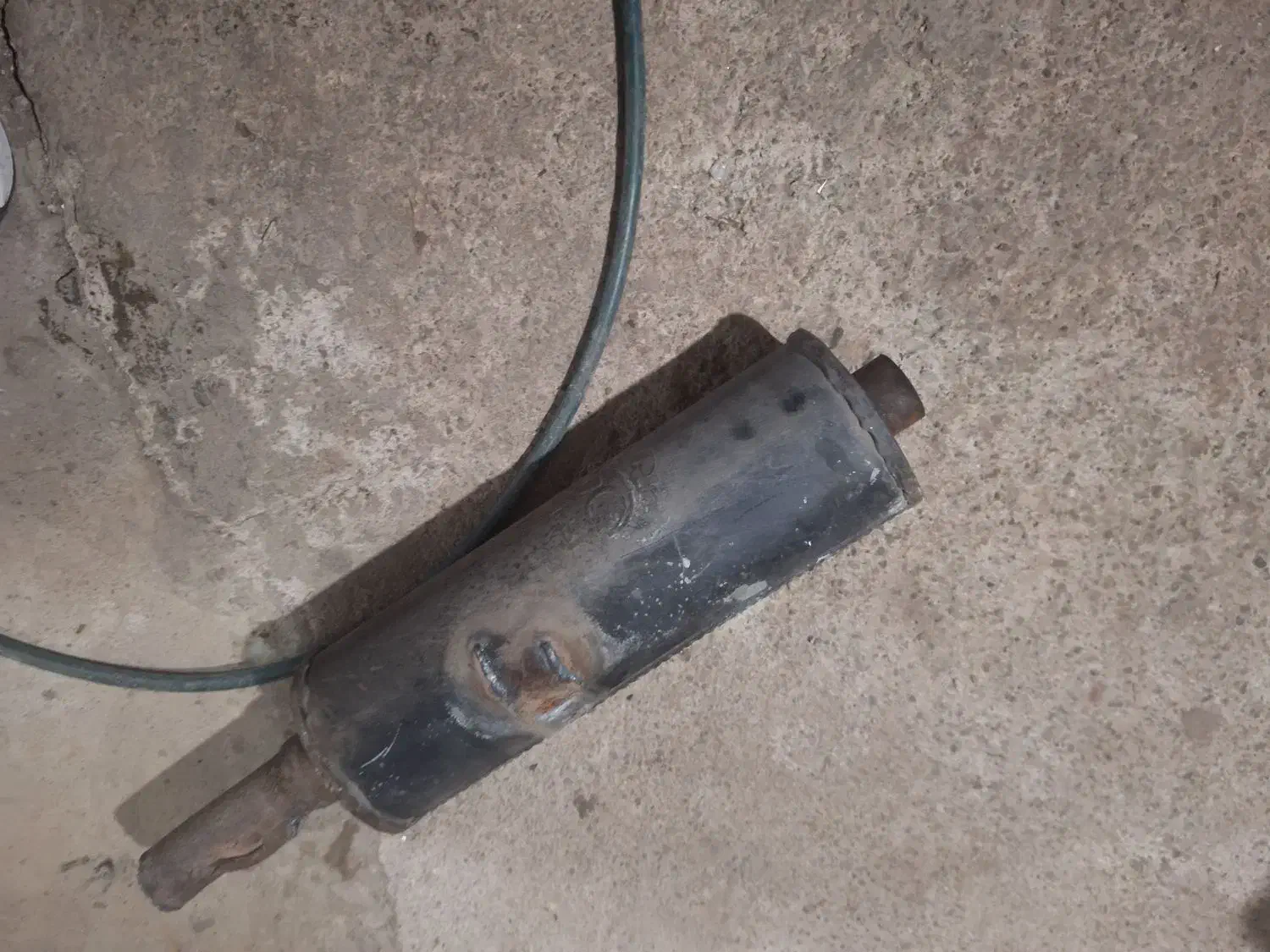 اگزوز|قطعات یدکی و لوازم جانبی|رشت, بیجارپس|دیوار