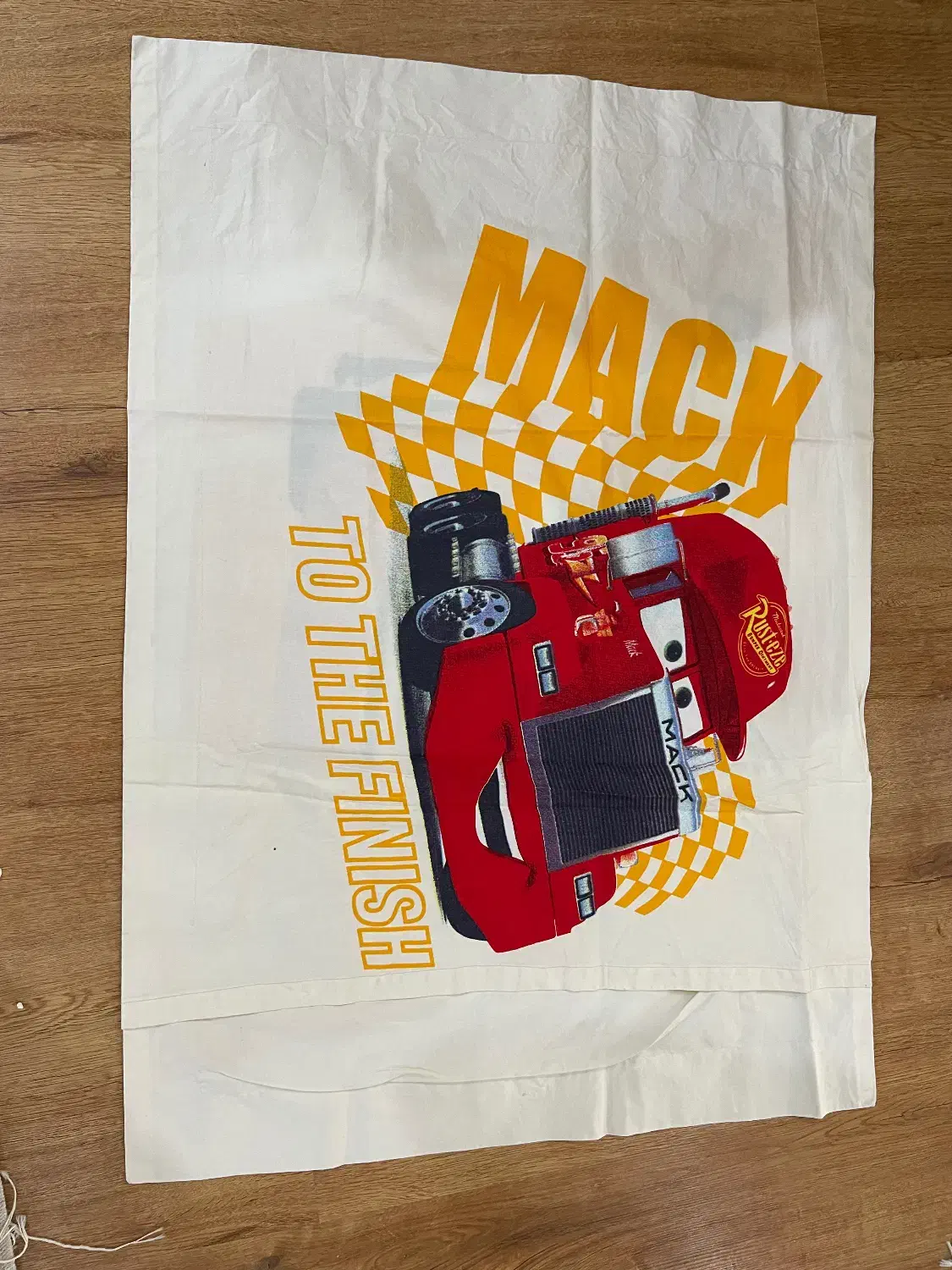 پرده مک کویین  و رو بالشتی|پرده، رانر، رومیزی|تهران, نارمک جنوبی|دیوار