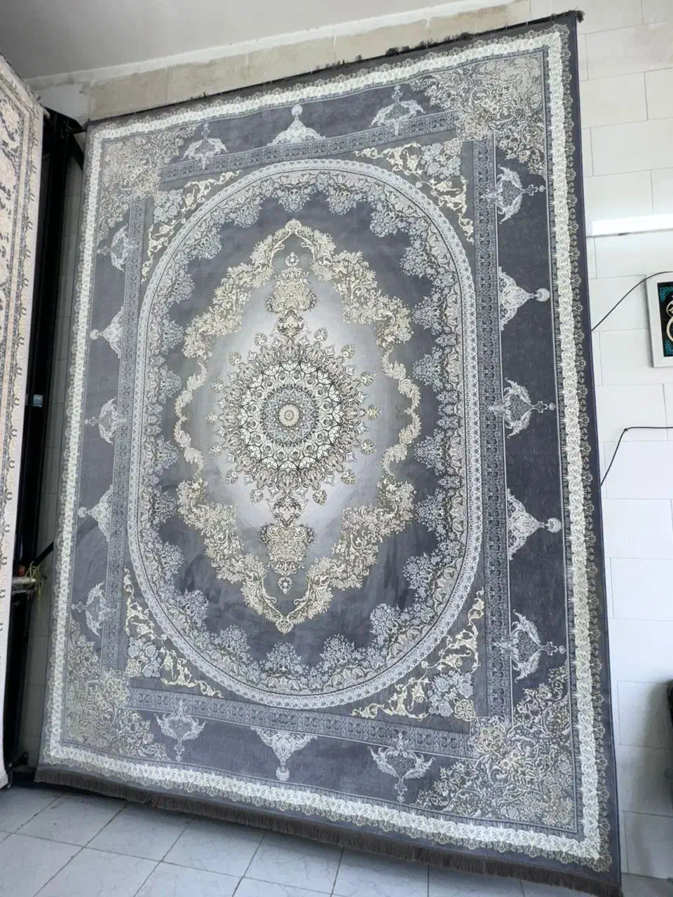 فرش های زیر قیمت مرودشت|فرش|مرودشت, بیست متری بیمارستان|دیوار