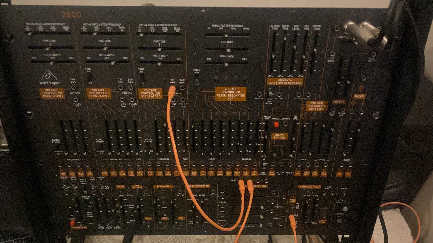 سینتی سایزر semimodular behringer2600|صوتی و تصویری|تهران, چیتگر جنوبی|دیوار