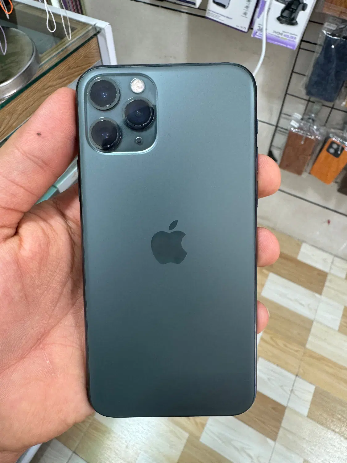 iPhone 11pro|موبایل|ایلام, |دیوار