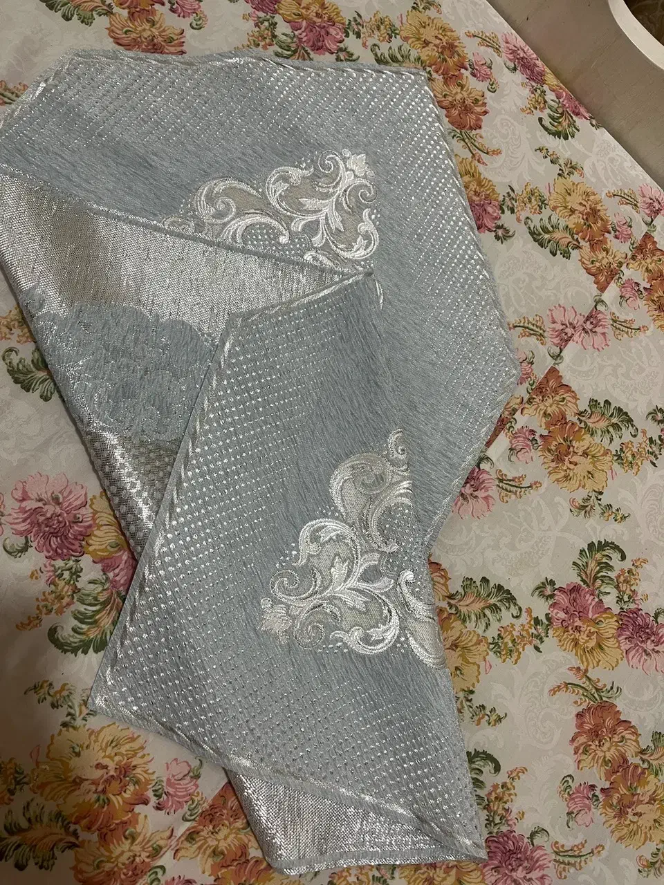 رومیزی چهار تکه|پرده، رانر، رومیزی|تبریز, |دیوار