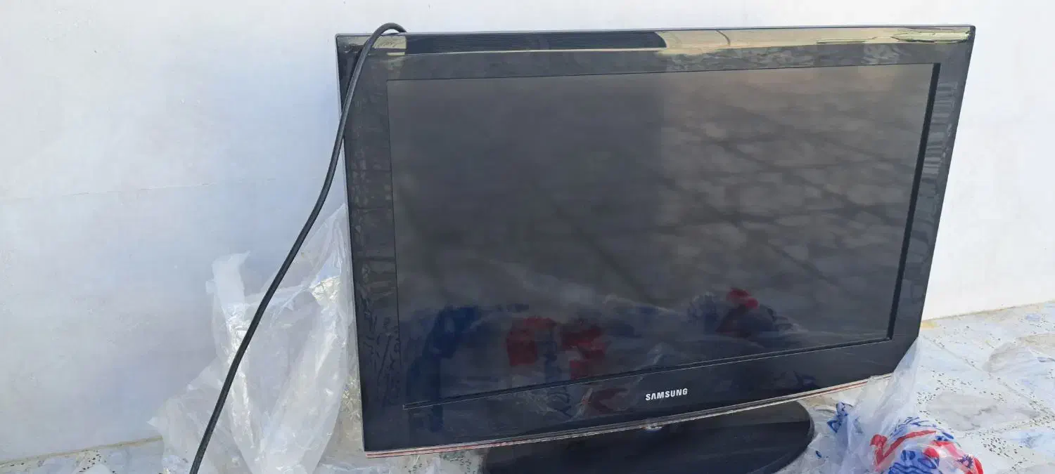 تلویزیون|تلویزیون و پروژکتور|دهلران, |دیوار