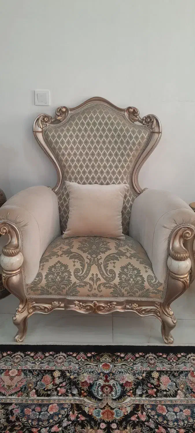 یه دست مبل شیک تمیز ۶نفره|مبلمان خانگی و میز عسلی|ماهدشت, |دیوار